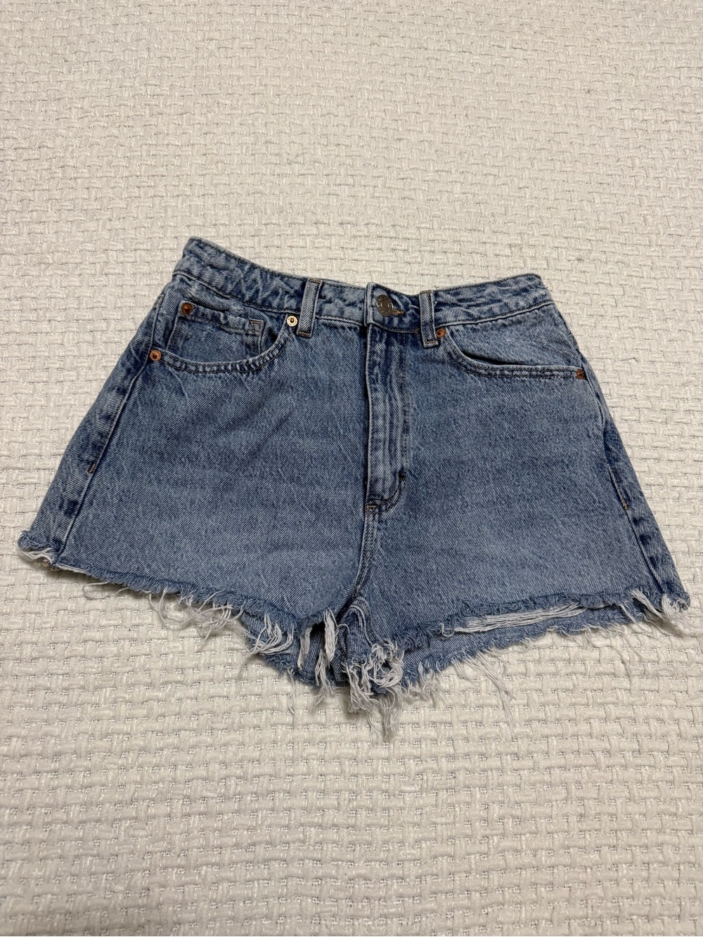 Garage blue women’s cut off denim shorts Size 3 (26).   Excellent condition!